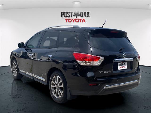 used 2015 Nissan Pathfinder car, priced at $8,999