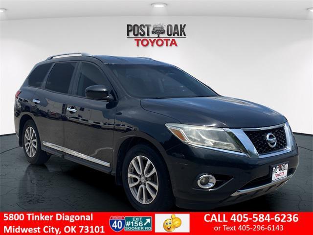 used 2015 Nissan Pathfinder car, priced at $8,999