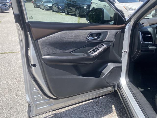used 2021 Nissan Rogue car, priced at $15,990