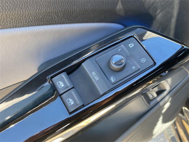 used 2023 Volkswagen ID.4 car, priced at $20,125