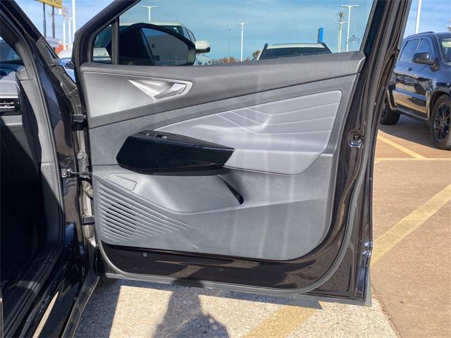 used 2023 Volkswagen ID.4 car, priced at $20,125