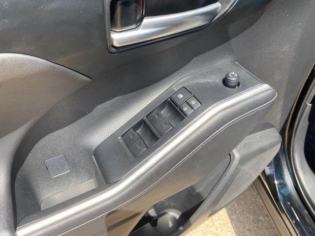 used 2023 Toyota Highlander car, priced at $40,500
