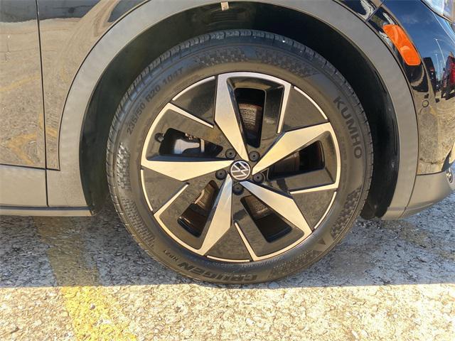 used 2023 Volkswagen ID.4 car, priced at $20,387