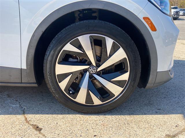 used 2022 Volkswagen ID.4 car, priced at $19,680