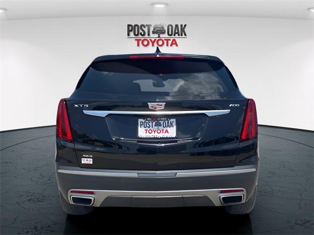 used 2022 Cadillac XT5 car, priced at $31,250