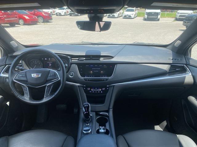 used 2022 Cadillac XT5 car, priced at $31,250