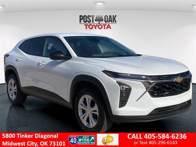 used 2025 Chevrolet Trax car, priced at $20,403