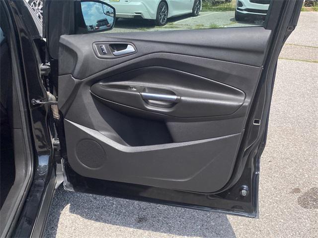 used 2014 Ford Escape car, priced at $7,500