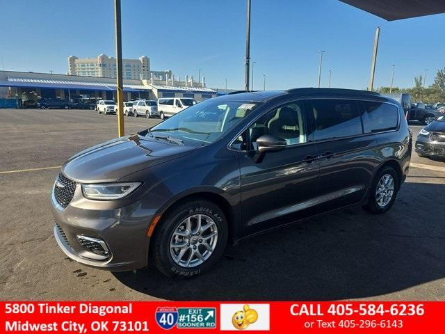 used 2022 Chrysler Pacifica car, priced at $21,784