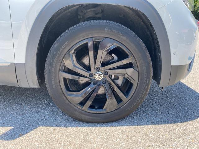 used 2021 Volkswagen Atlas car, priced at $29,999