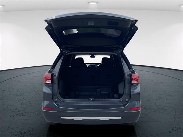 used 2022 Chevrolet Equinox car, priced at $18,999
