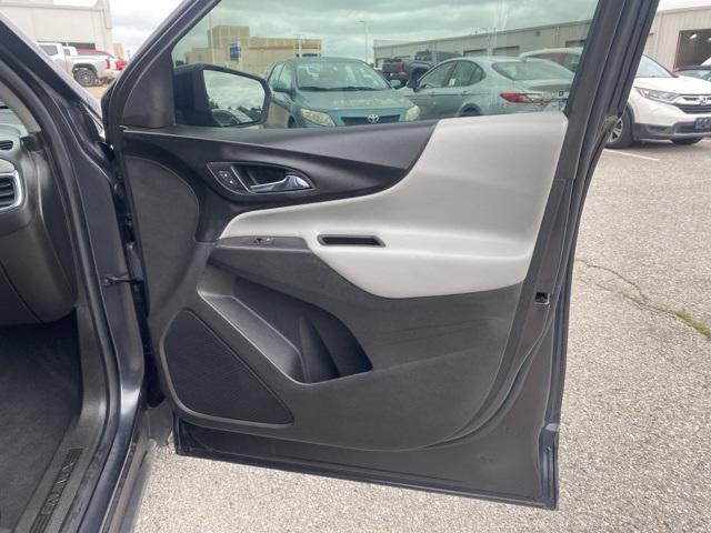 used 2022 Chevrolet Equinox car, priced at $18,999