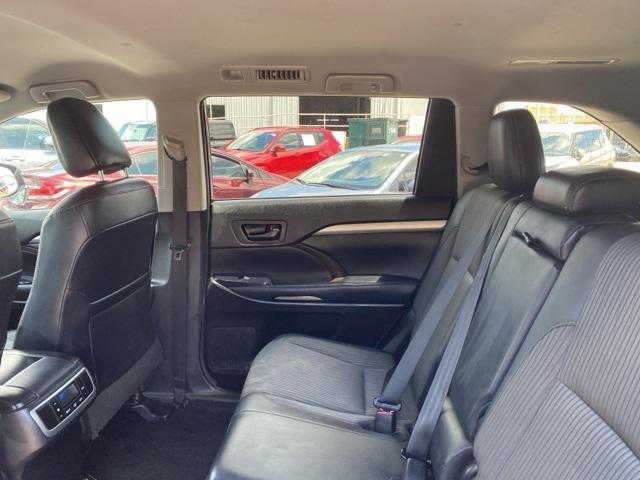 used 2018 Toyota Highlander car, priced at $15,750