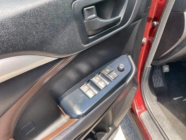 used 2018 Toyota Highlander car, priced at $15,750