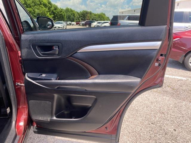 used 2018 Toyota Highlander car, priced at $15,750
