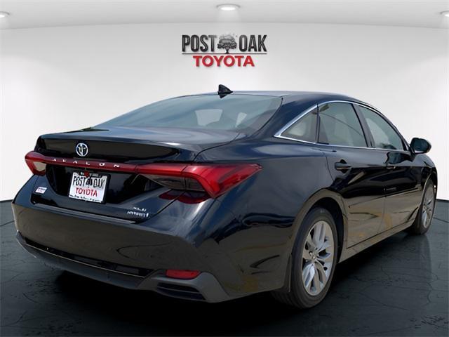 used 2022 Toyota Avalon Hybrid car, priced at $30,500