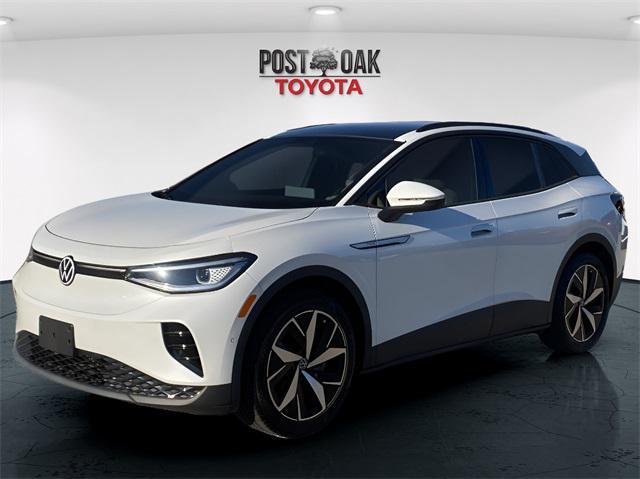 used 2023 Volkswagen ID.4 car, priced at $20,605