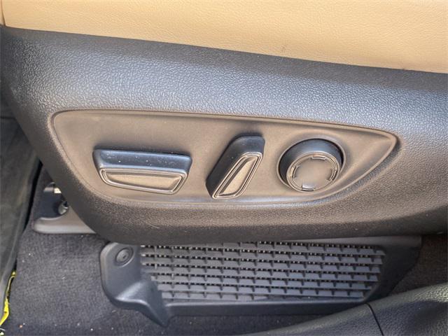 used 2024 Toyota Sienna car, priced at $40,664