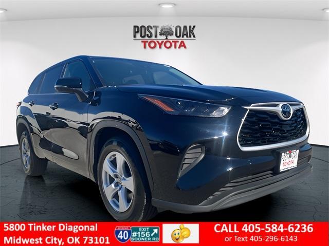 used 2023 Toyota Highlander car, priced at $30,365