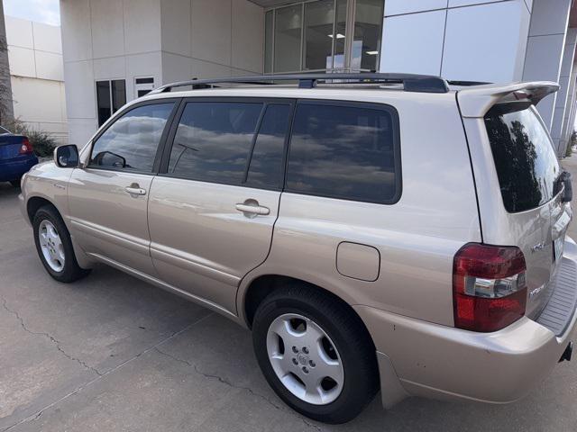 used 2006 Toyota Highlander car, priced at $9,499