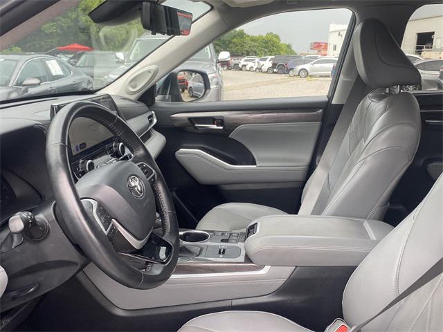 used 2023 Toyota Highlander car, priced at $38,750