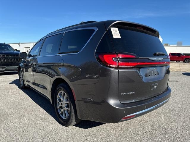 used 2021 Chrysler Pacifica car, priced at $21,500