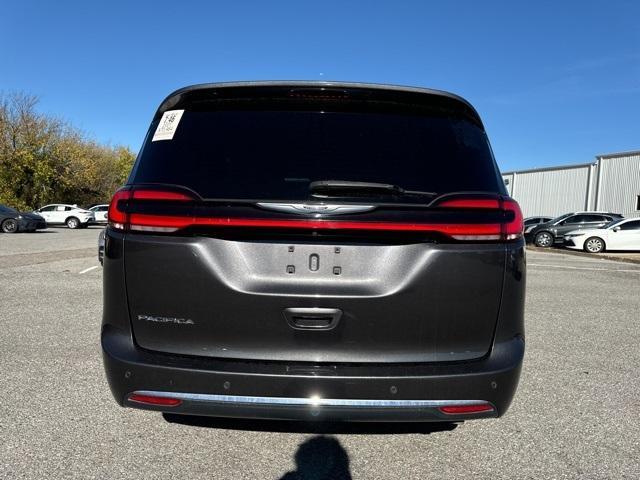 used 2021 Chrysler Pacifica car, priced at $21,500