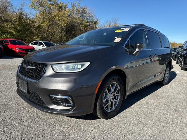 used 2021 Chrysler Pacifica car, priced at $21,500