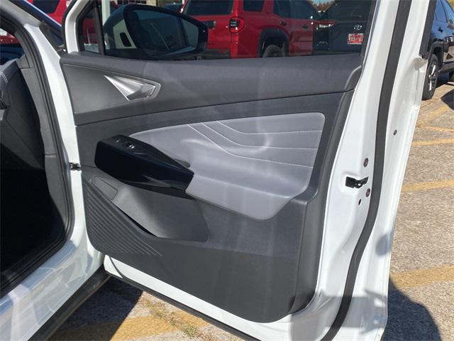 used 2023 Volkswagen ID.4 car, priced at $18,137