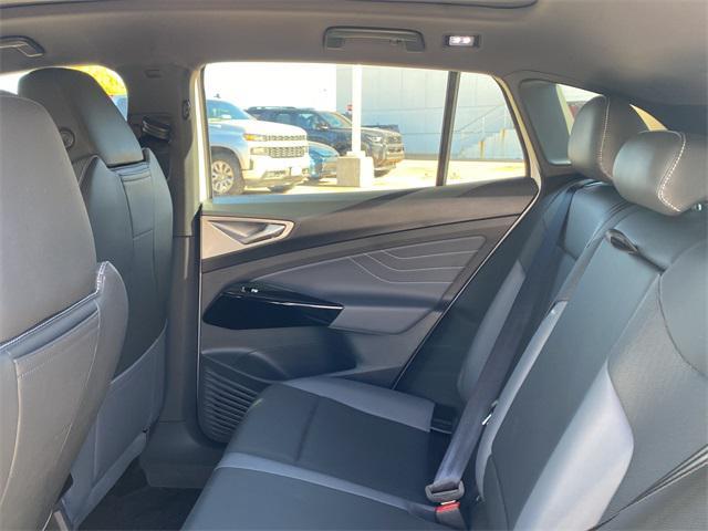 used 2023 Volkswagen ID.4 car, priced at $18,137