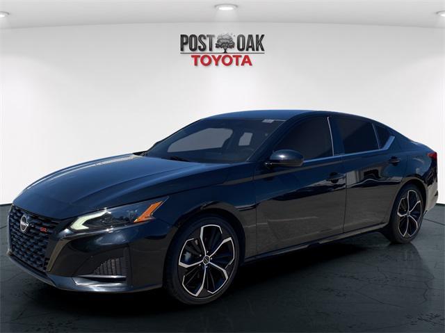 used 2023 Nissan Altima car, priced at $19,900
