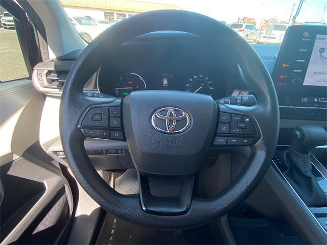 used 2022 Toyota Sienna car, priced at $35,500