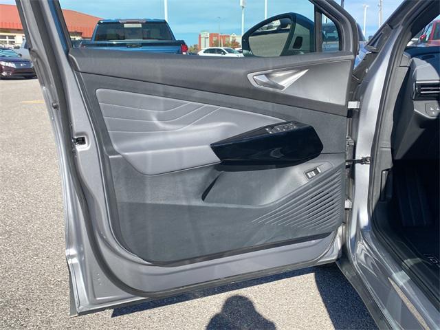 used 2023 Volkswagen ID.4 car, priced at $20,301