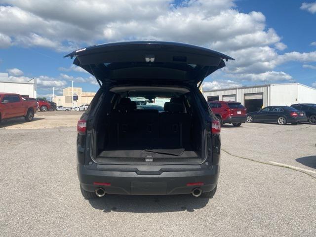 used 2021 Chevrolet Traverse car, priced at $19,999