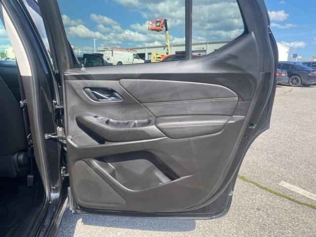 used 2021 Chevrolet Traverse car, priced at $19,999