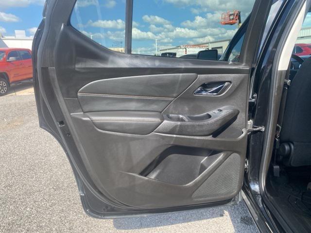 used 2021 Chevrolet Traverse car, priced at $19,999
