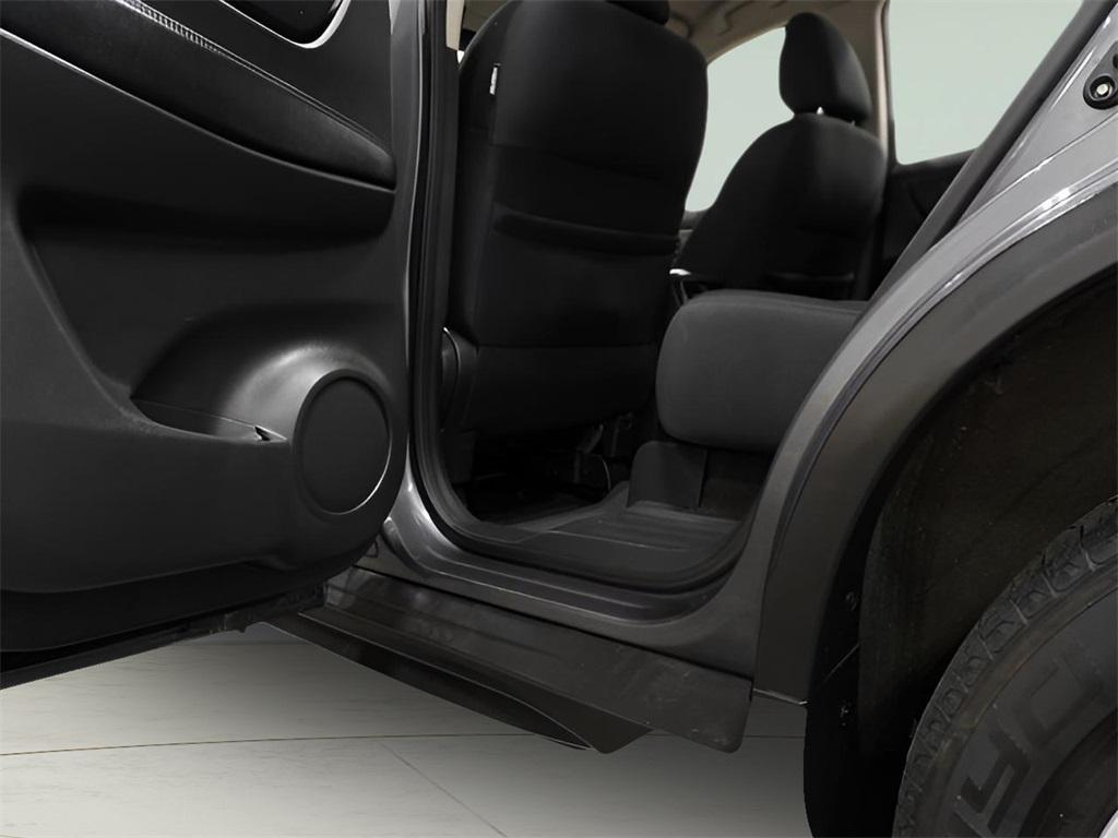 used 2019 Nissan Rogue car, priced at $13,984