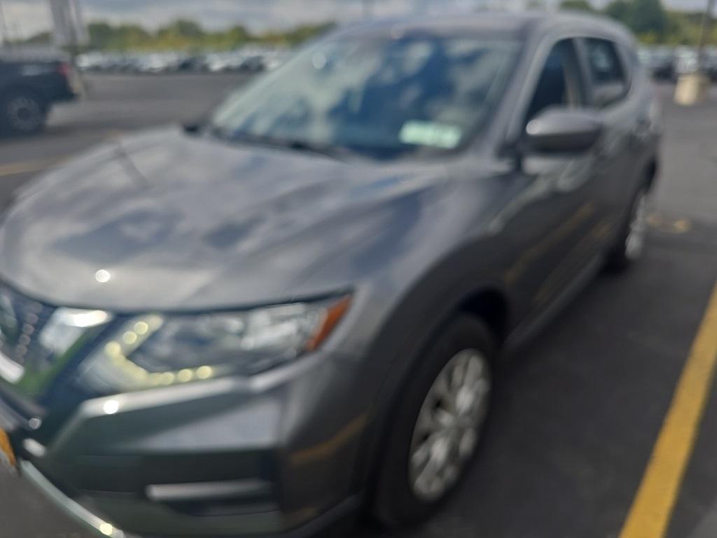 used 2019 Nissan Rogue car, priced at $15,602