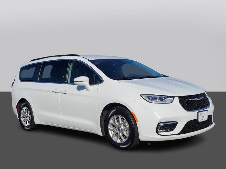 used 2022 Chrysler Pacifica car, priced at $27,495