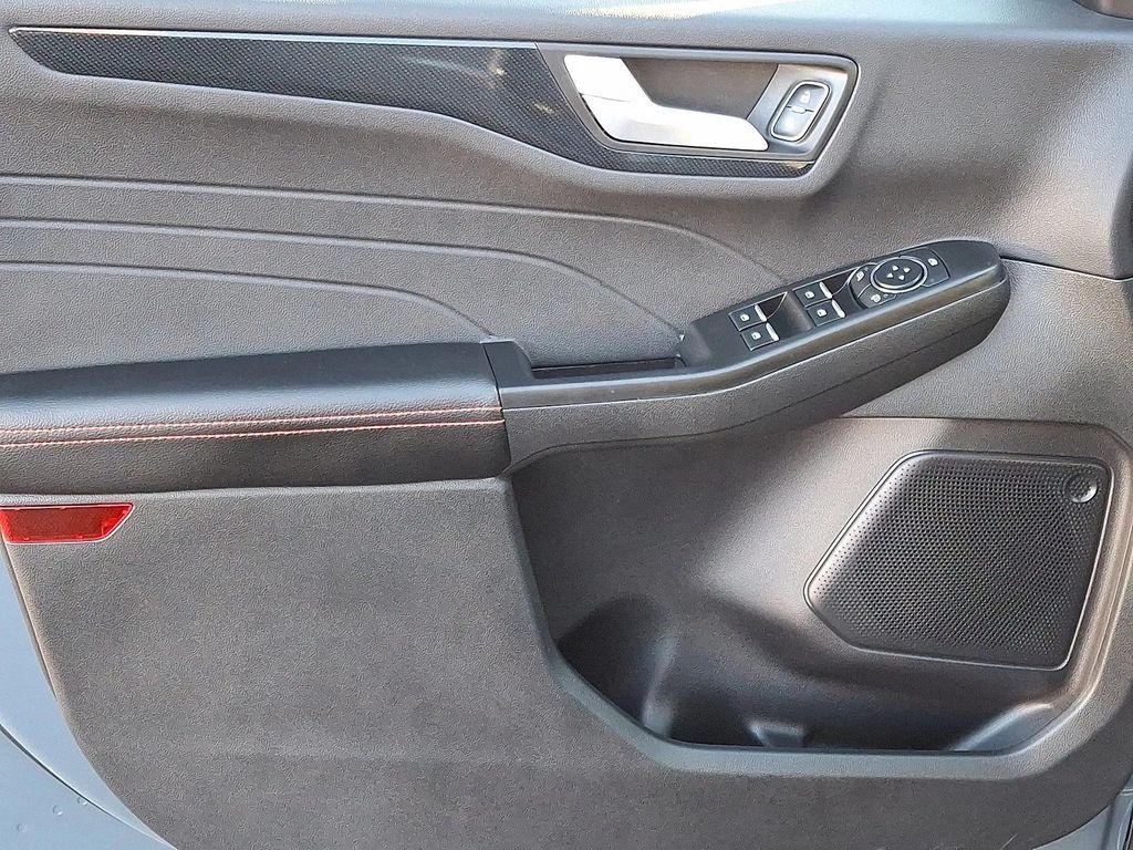 new 2025 Ford Escape car, priced at $31,681