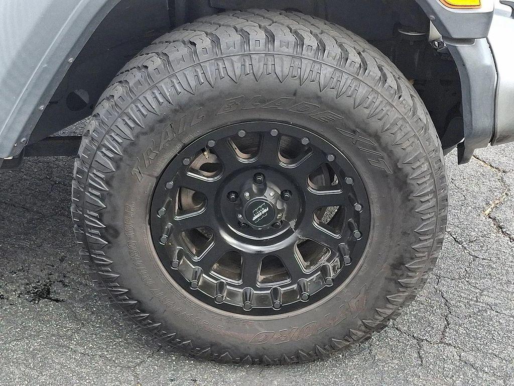 used 2018 Jeep Wrangler Unlimited car, priced at $20,300