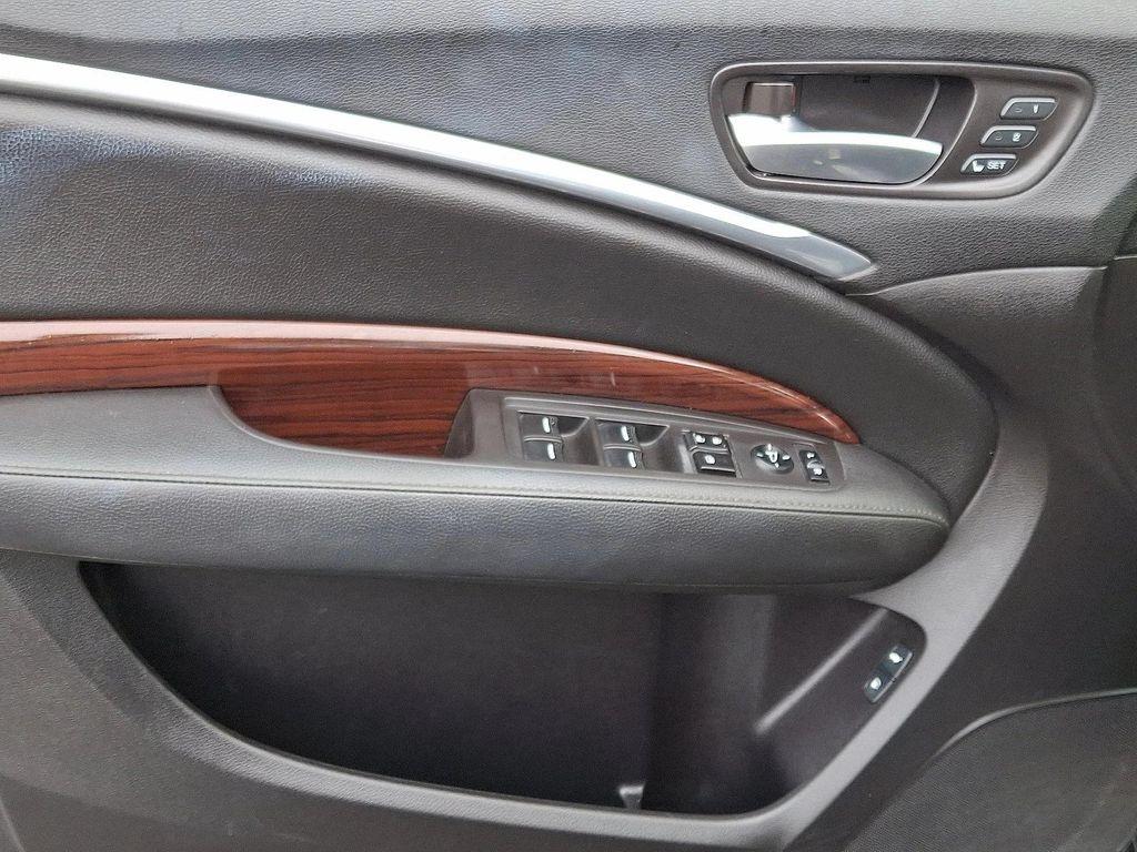 used 2014 Acura MDX car, priced at $11,697