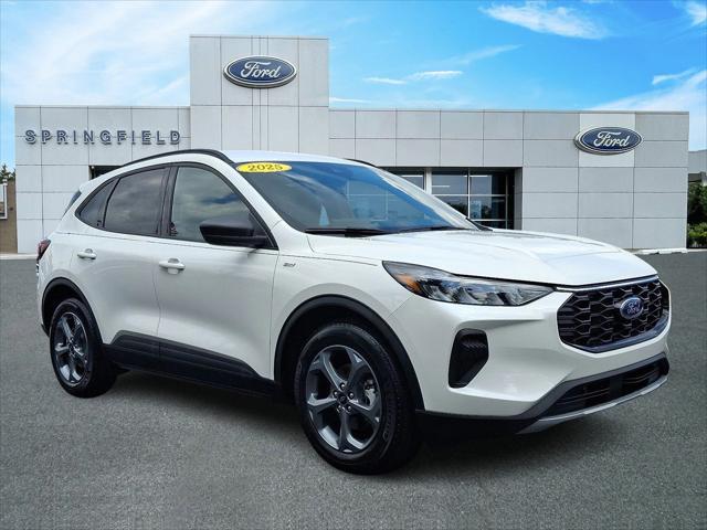 new 2025 Ford Escape car, priced at $30,558