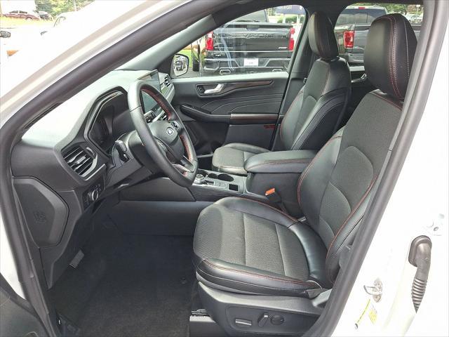 new 2025 Ford Escape car, priced at $30,558