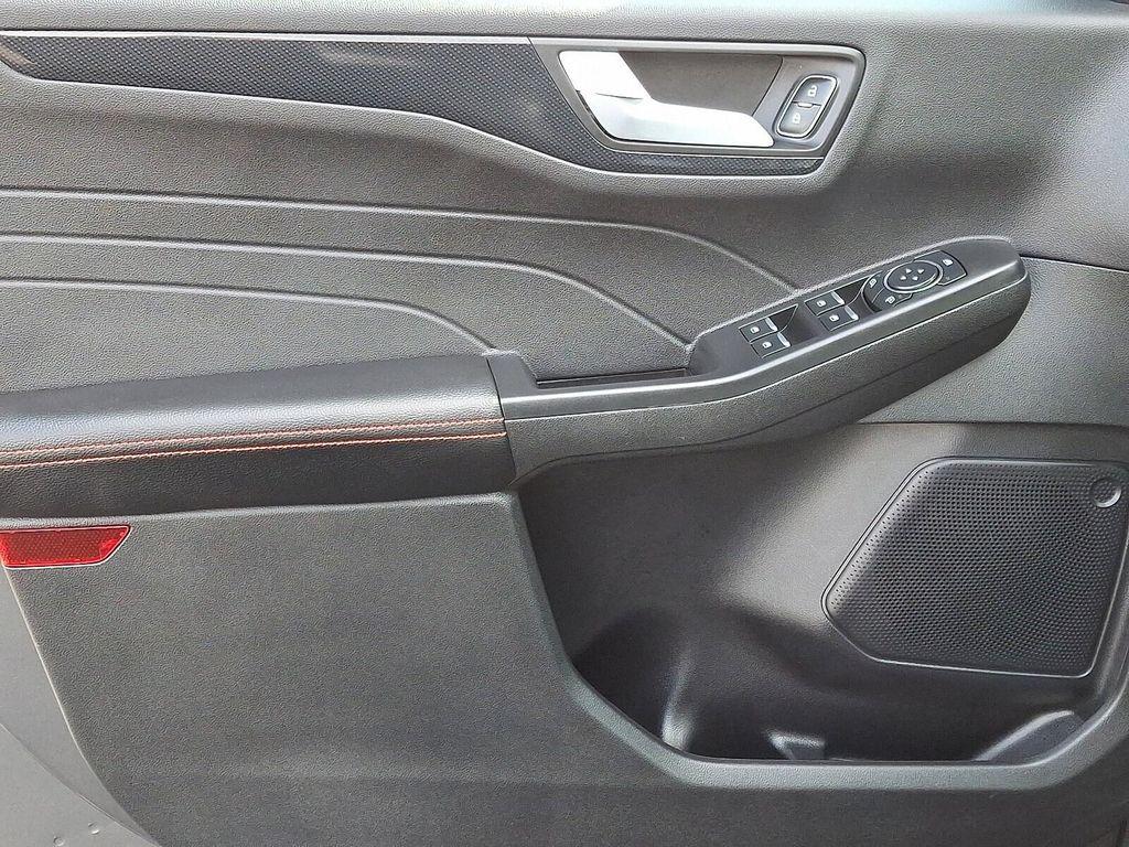 new 2025 Ford Escape car, priced at $27,500