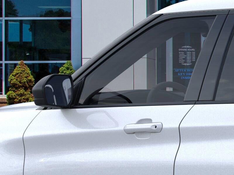 new 2025 Ford Explorer car, priced at $49,093