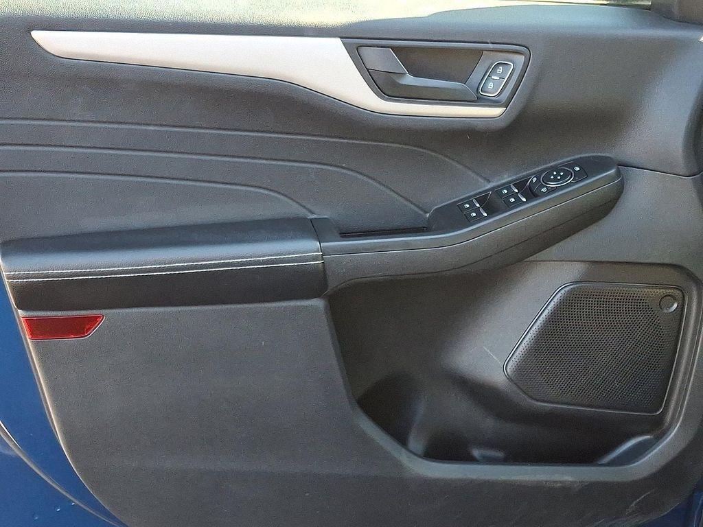 used 2022 Ford Escape car, priced at $21,500