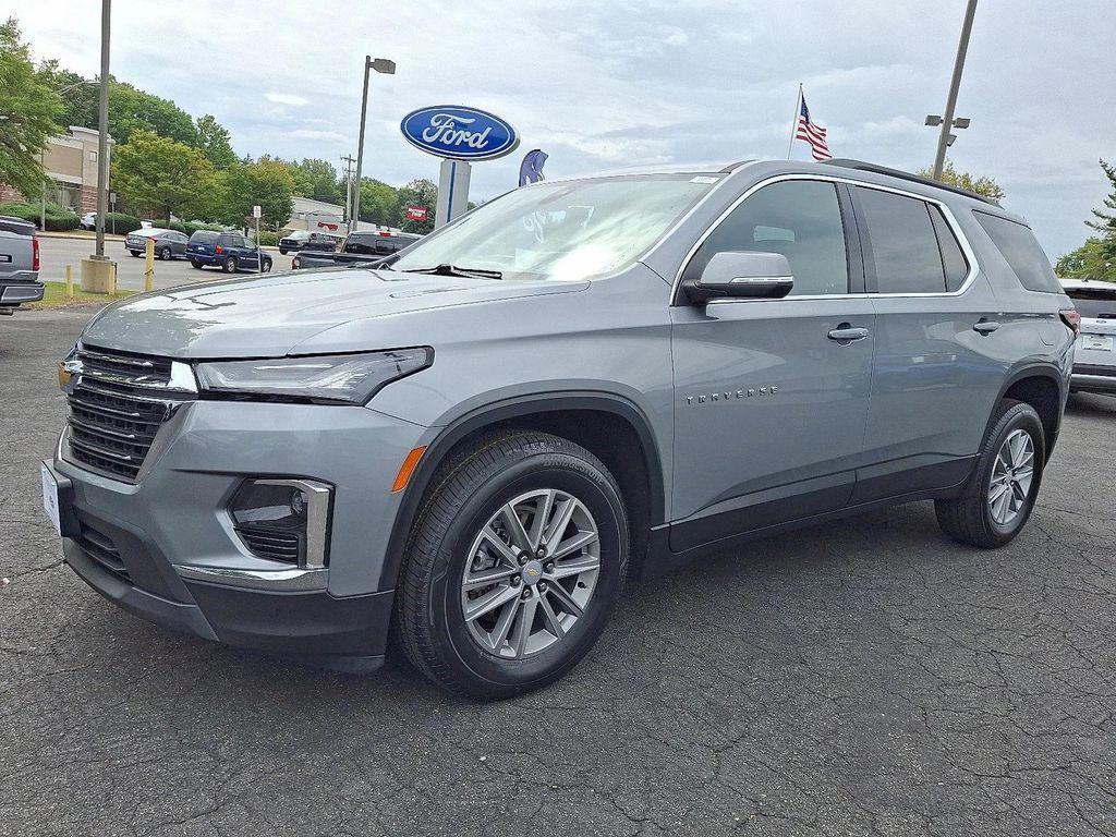 used 2023 Chevrolet Traverse car, priced at $29,500