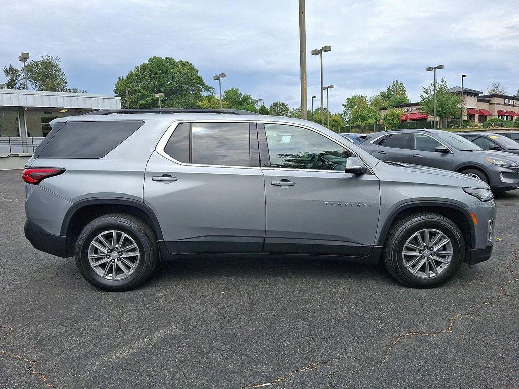 used 2023 Chevrolet Traverse car, priced at $29,500