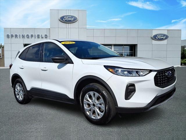 new 2025 Ford Escape car, priced at $30,909